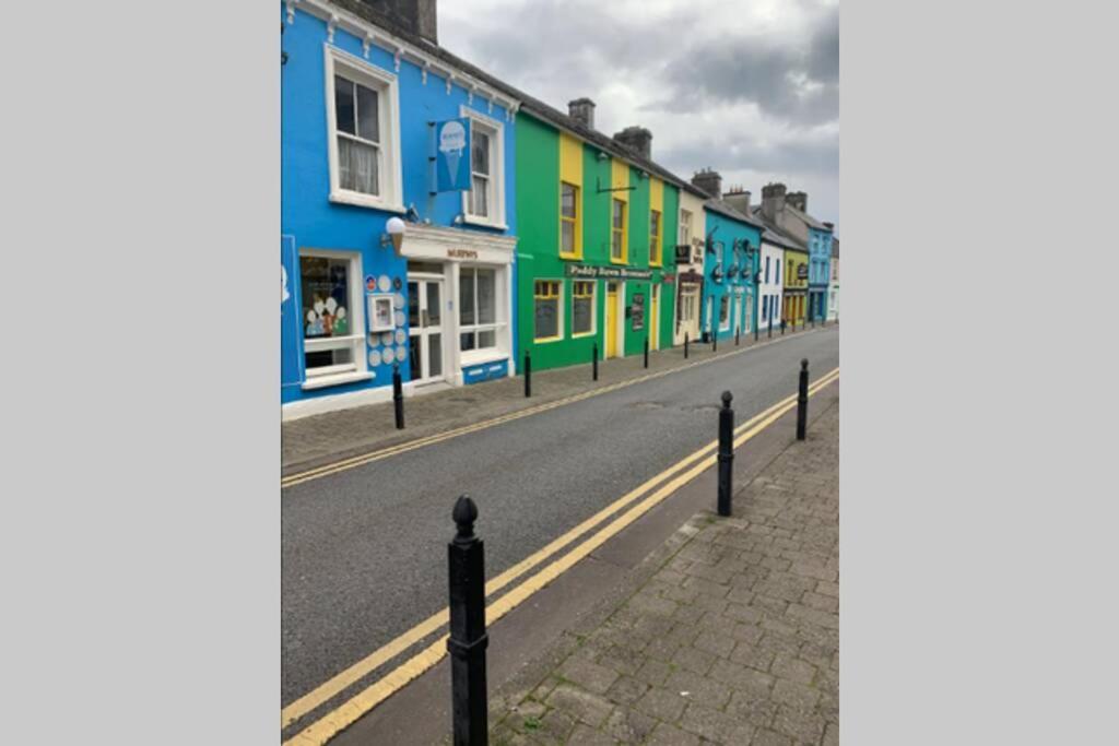 Centre Of Dingle Town - Luxury Holiday Apartment Exteriér fotografie